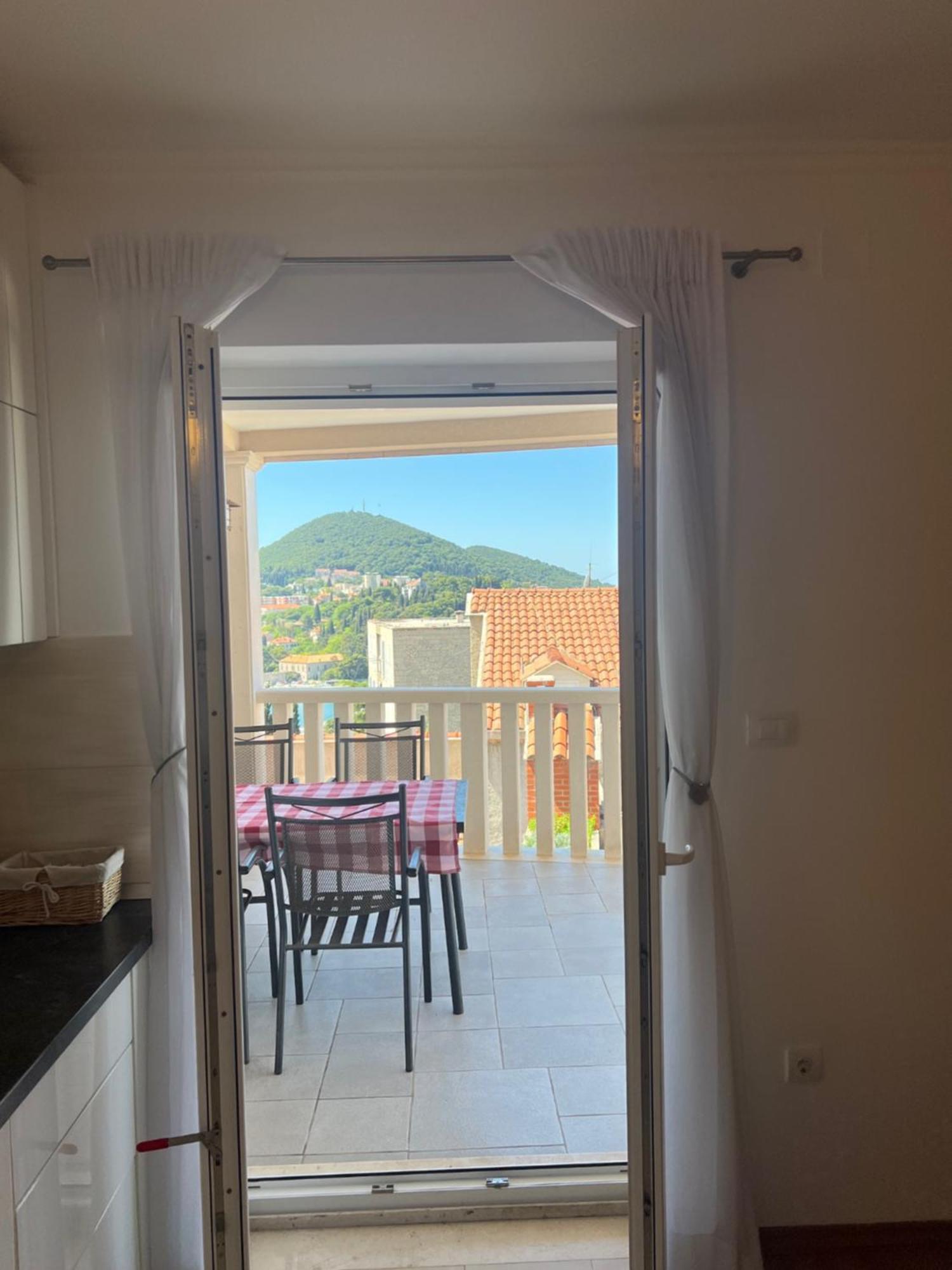Apartment Violeta 1 With Private Terrace Dubrovnik Eksteriør billede